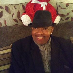 Meet your Posher, Carl